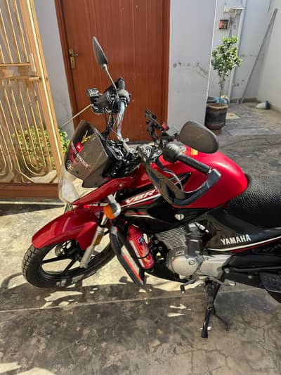Yamaha YBR 125 2023 Model | Red & Black | Excellent Condition |