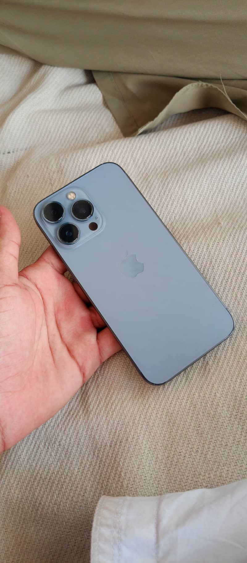 Apple iPhone 13 Pro 0