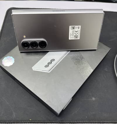 Samsung Mobile Z Fold 6