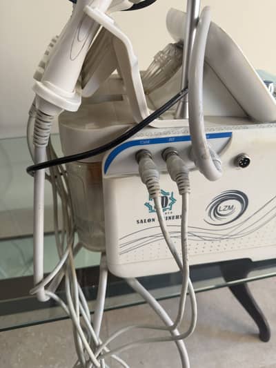 Hydra facial machine