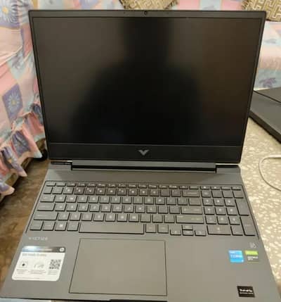 HP Victus 15