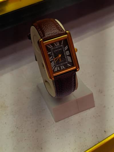 Cartier Tank Must - High Quality - Leather Strap - Affordable price