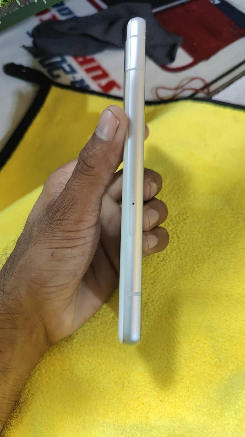 Google Pixel 7a 6