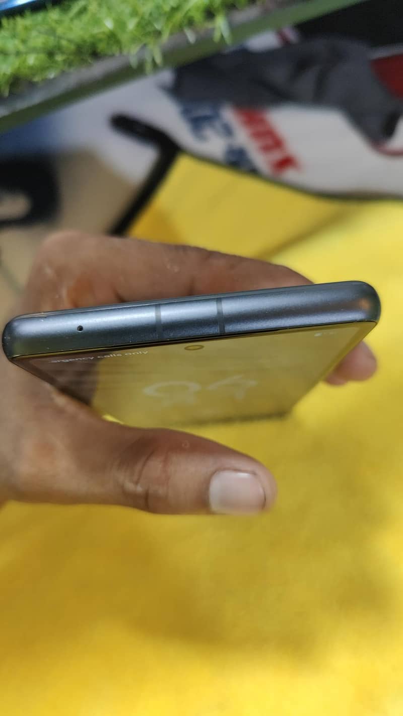 Google Pixel 7a 13