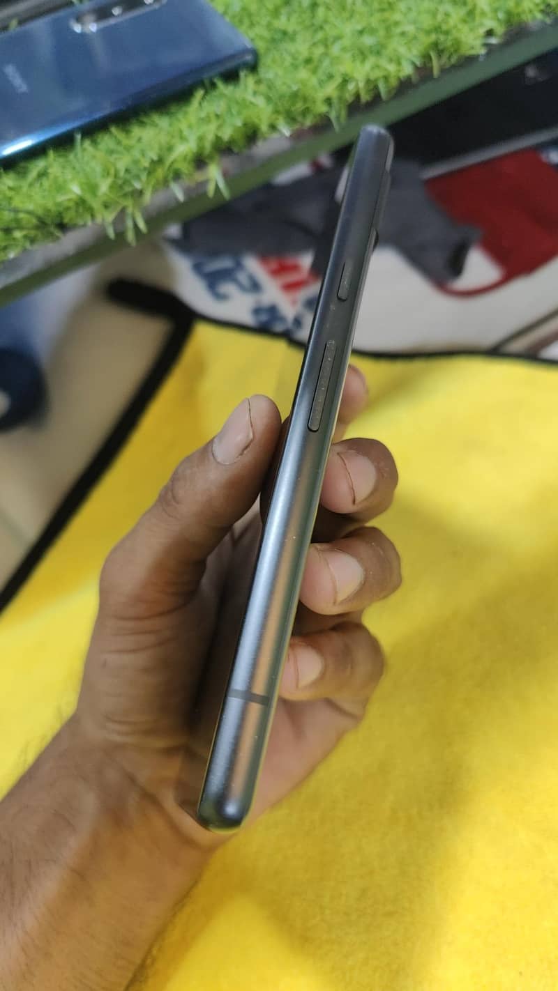Google Pixel 7a 14