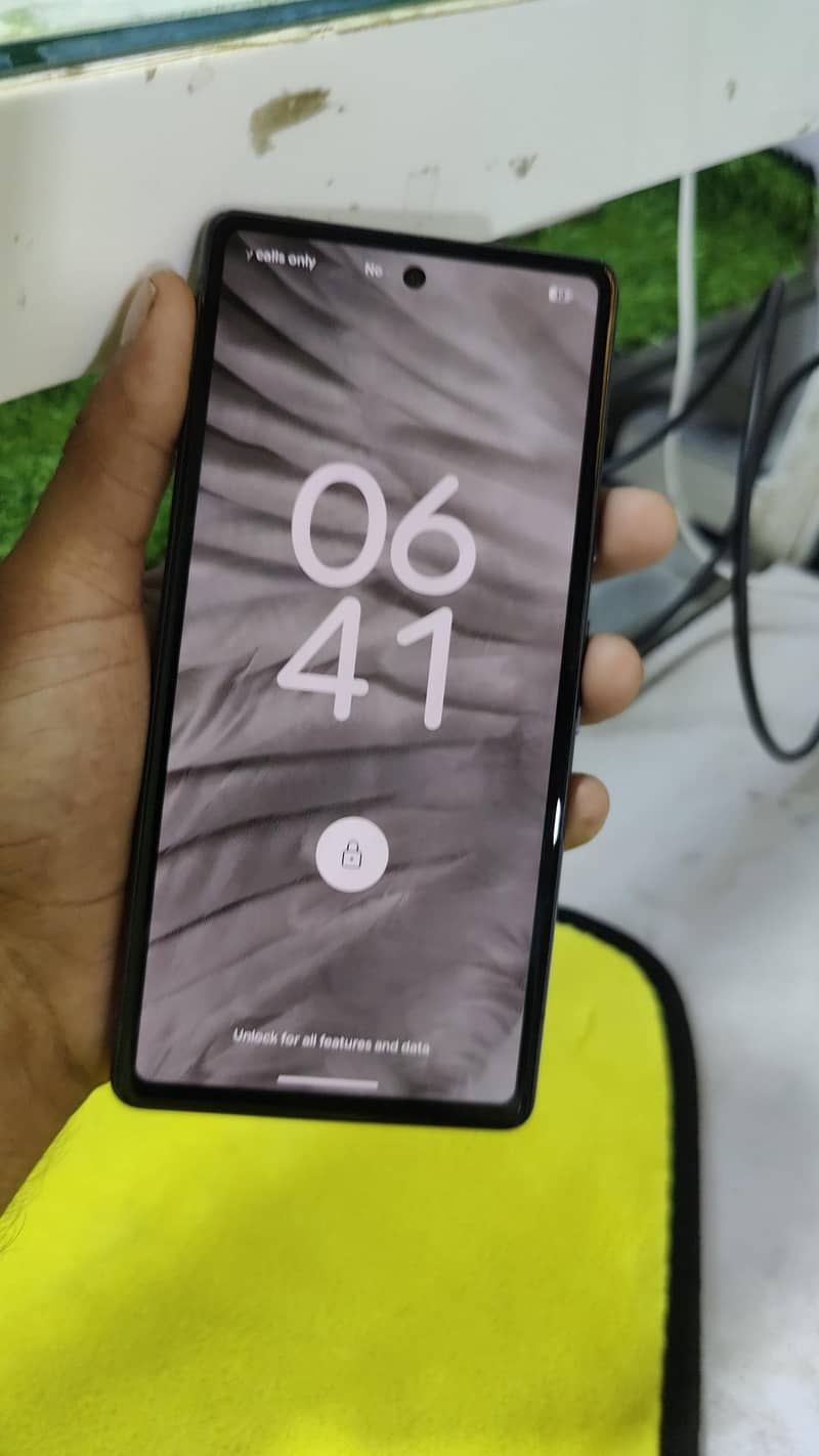 Google Pixel 7a 17
