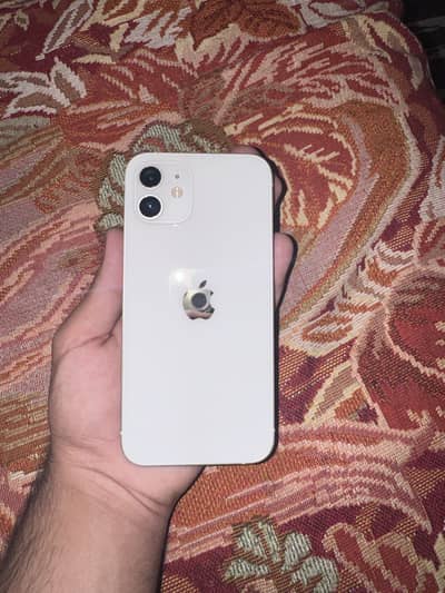 Apple iPhone 12
