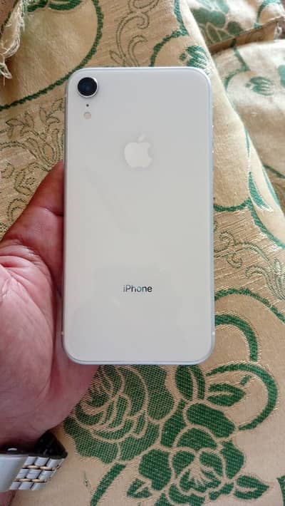 Apple iPhone XR