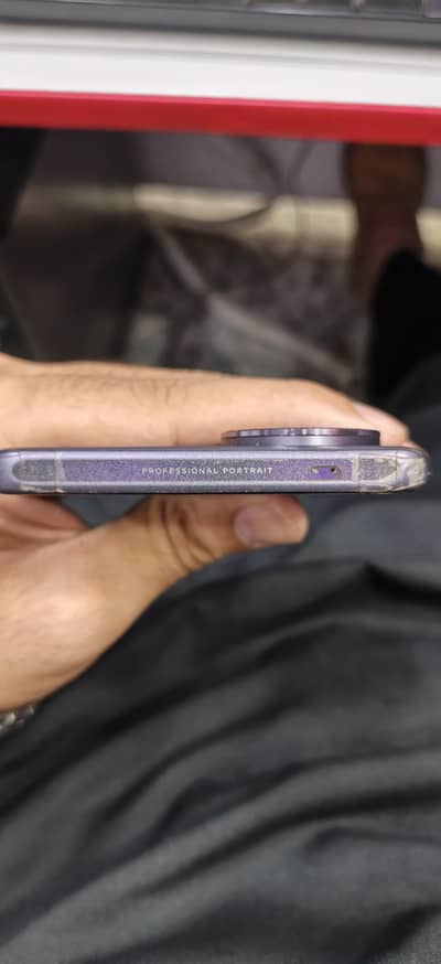 Vivo V40 Pro