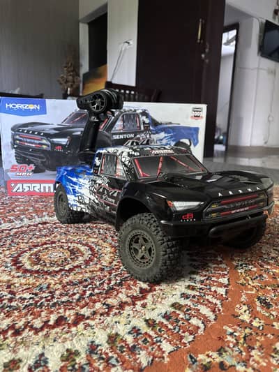 Arrma rc car arrma 4x4 bxl brushless rtr with full box