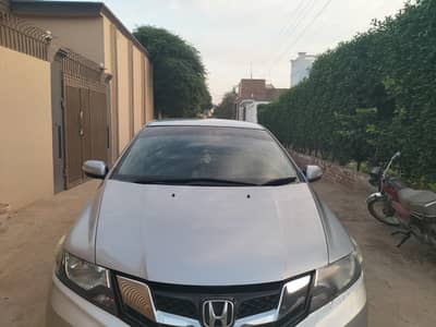 Honda city 2018 . original condition. own name . '0301"nine637126"