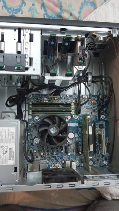 Xeon Z230