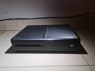 xbox one console and controller