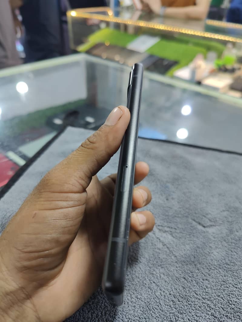 Google Pixel 6a 4