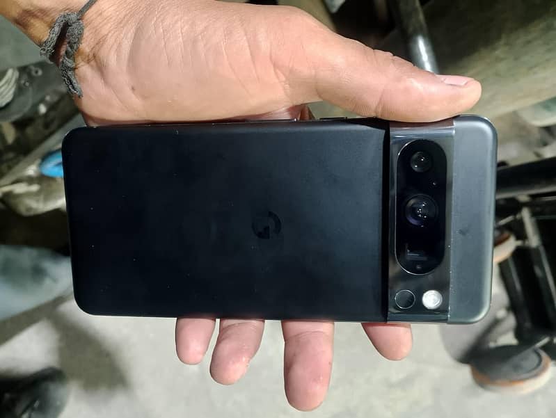 Google Pixel 8 Pro 4