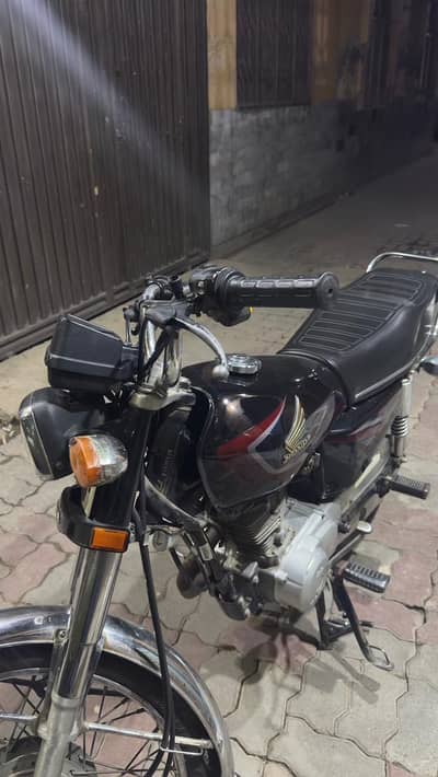Honda 125 2017 model total geniune