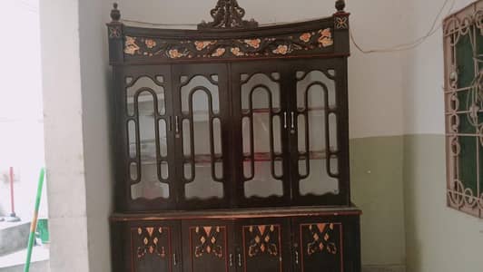 Wooden dressing and wooden showcase