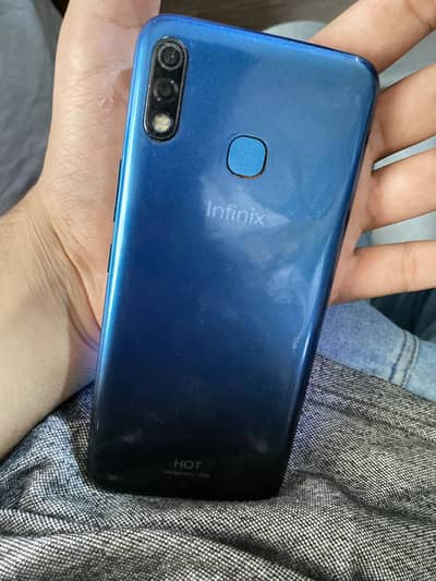 Infinix Hot 8 Lite duel. Sim ha for sale