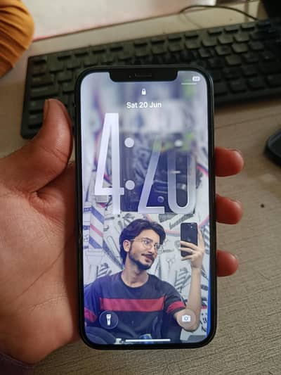 Apple iPhone 12
