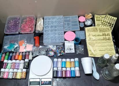 Resin art materials.