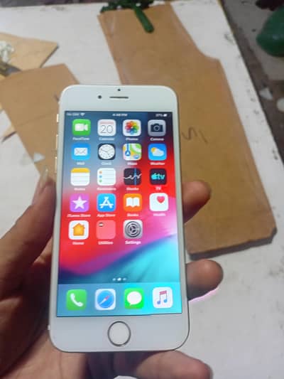 Apple iPhone 6