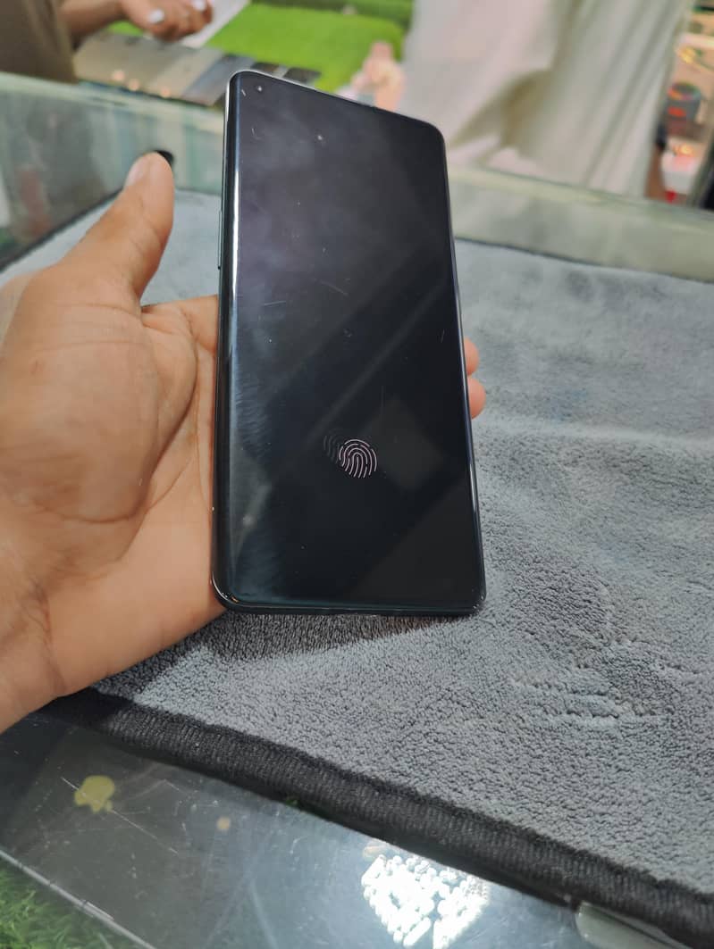 One Plus 10 Pro 1