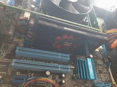 AMD Radeon r7 350 , 128 bit, DDR3 direct x 12
