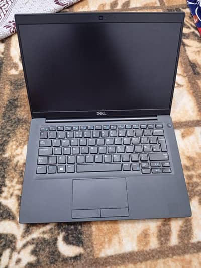 Dell i5 8th generation 8 GB DDR4 Ram 256 gb SSD NVME 9/10 condition