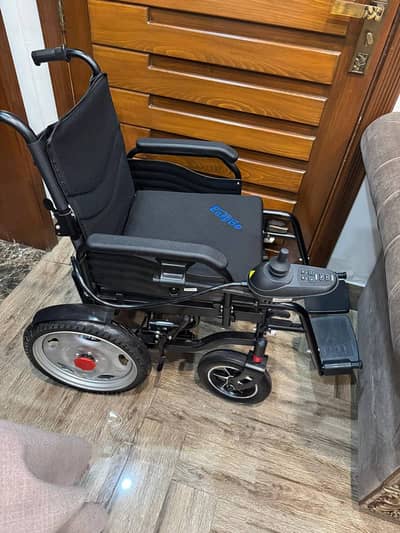 Electric wheelchair in very good condition 15km-20km range