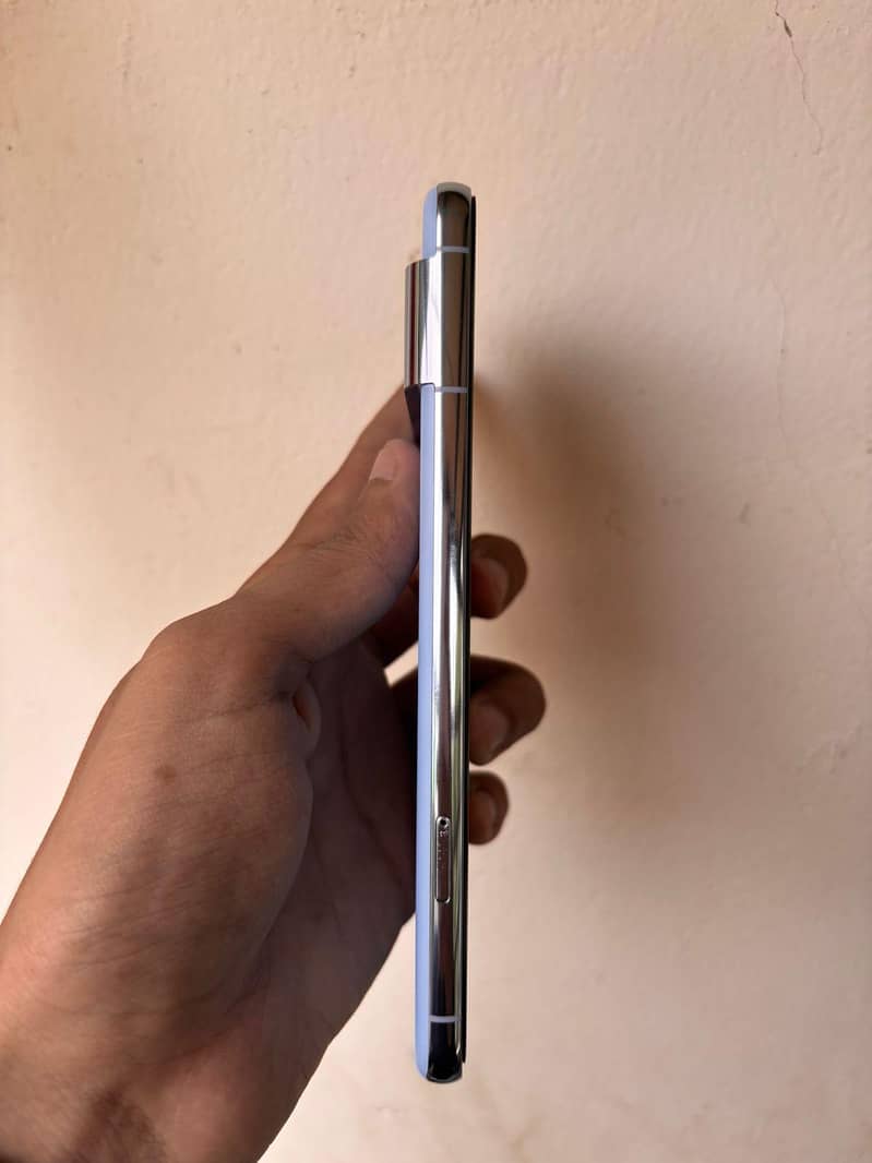 Google pixel 8 pro 4