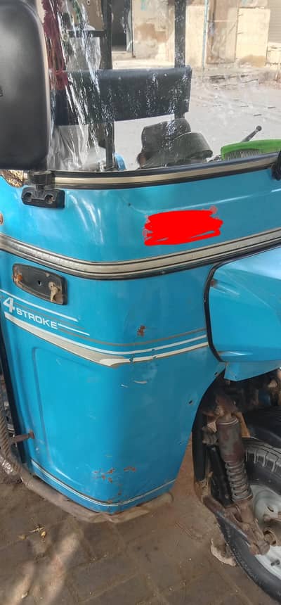 chinngchi Rickshaw 6 seater