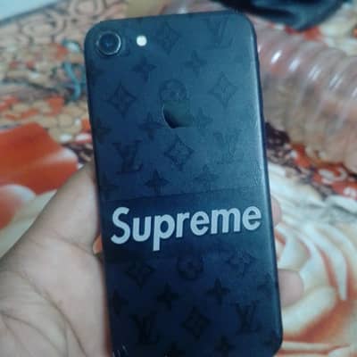 Apple iPhone 7