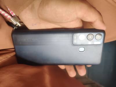 Tecno Pova