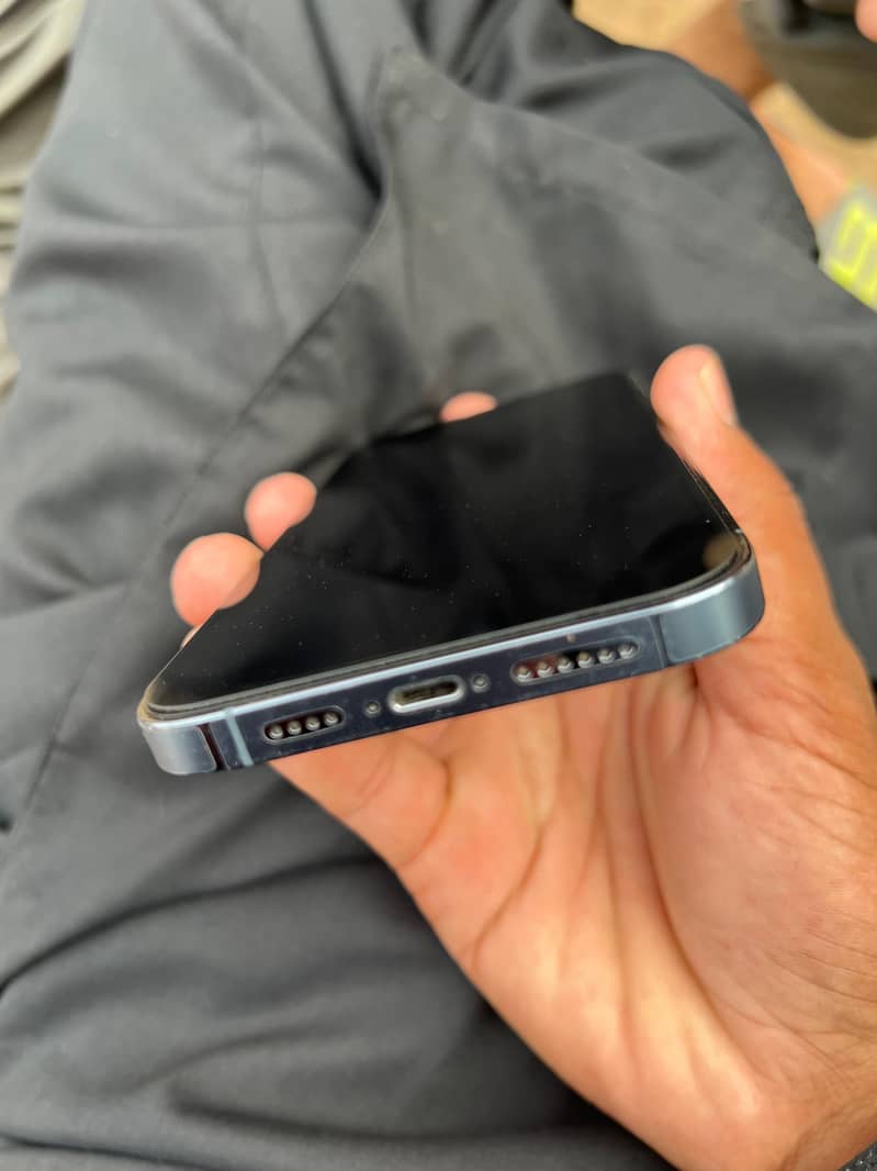 iphone 13 pro max 1