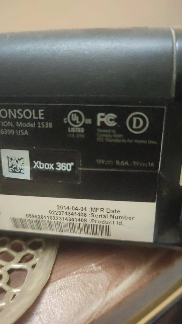 Xbox 360 E Consule complete 3