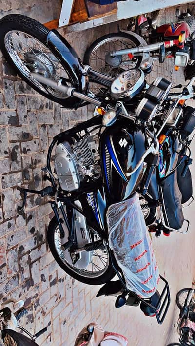 SUZUKI 150 GS