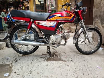 Honda CD 70 2025 model