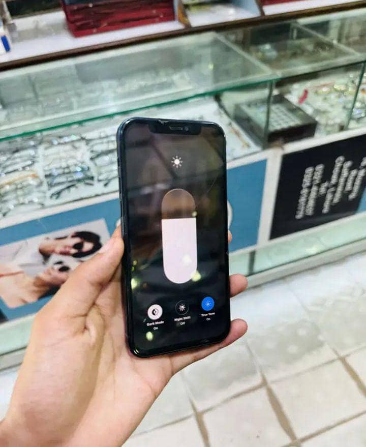 iPhone 12 2