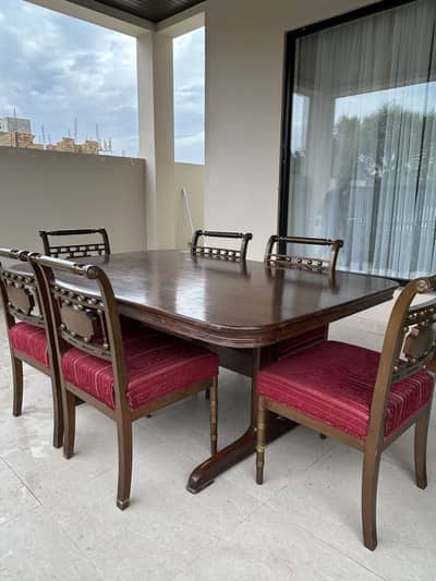 Own used dinning table