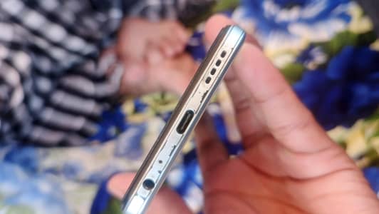 Vivo Y21
