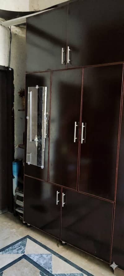 6 months used full size cupboard selling due to shifting