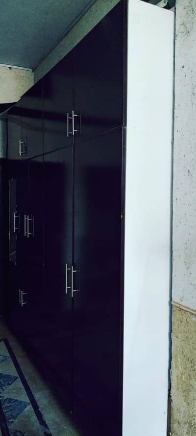 6 months used full size cupboard selling due to shifting