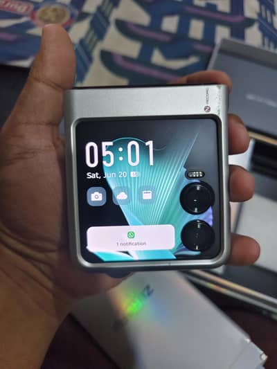 Infinix Zero Flip 16 Gb ram 512 Gb Memory  dual pta approved