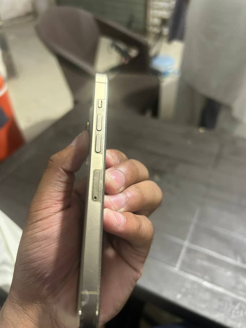 Apple iPhone 13 Pro 0