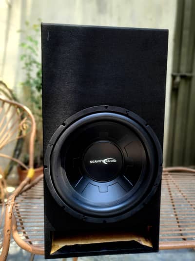 Brand new subwoofers 12inches used ni hain new hain 2000w