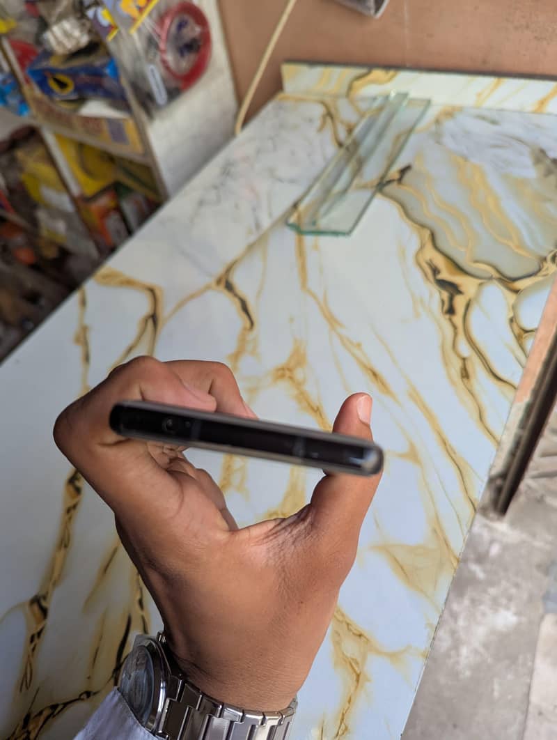 Google Pixel 6a 4