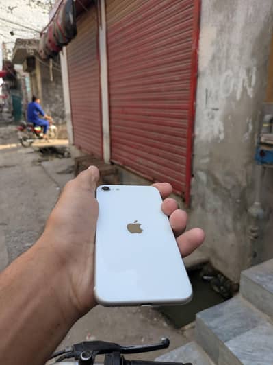 Apple iPhone SE 2020