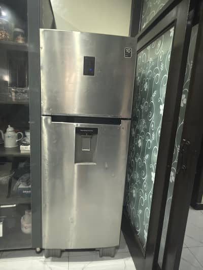 Samsung Twin Cooling Plus Top Mount Freezer Refrigerator