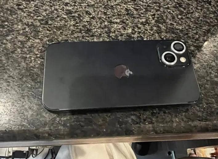 iphone 13 condition 10/10 0