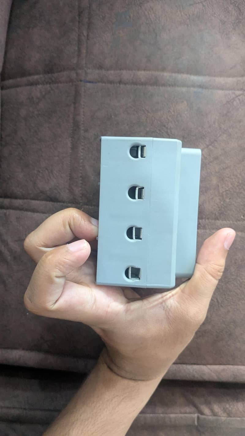 three phase adjustable voltage protector 4